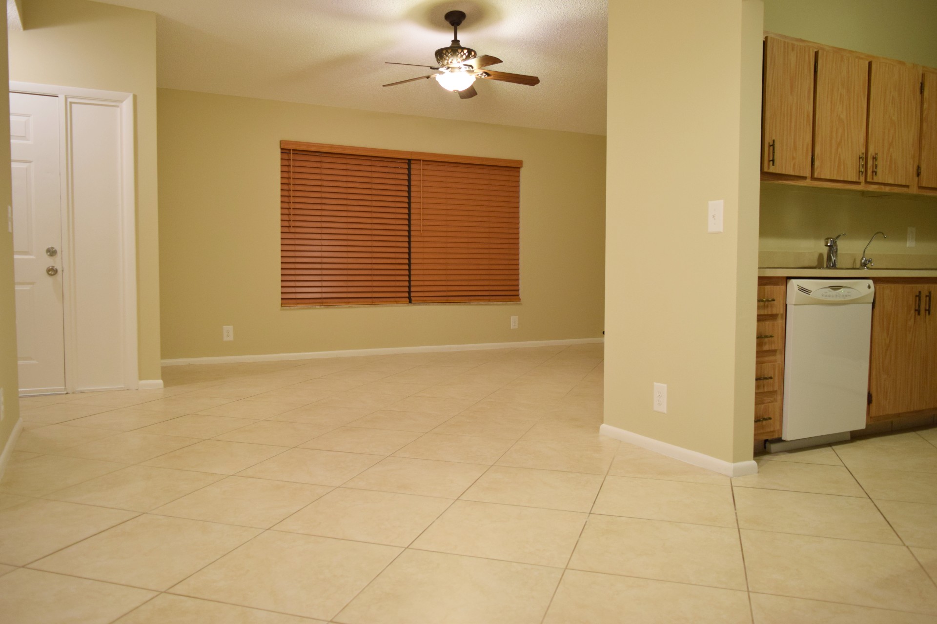 104_Sherwood_Cir_1A - 8