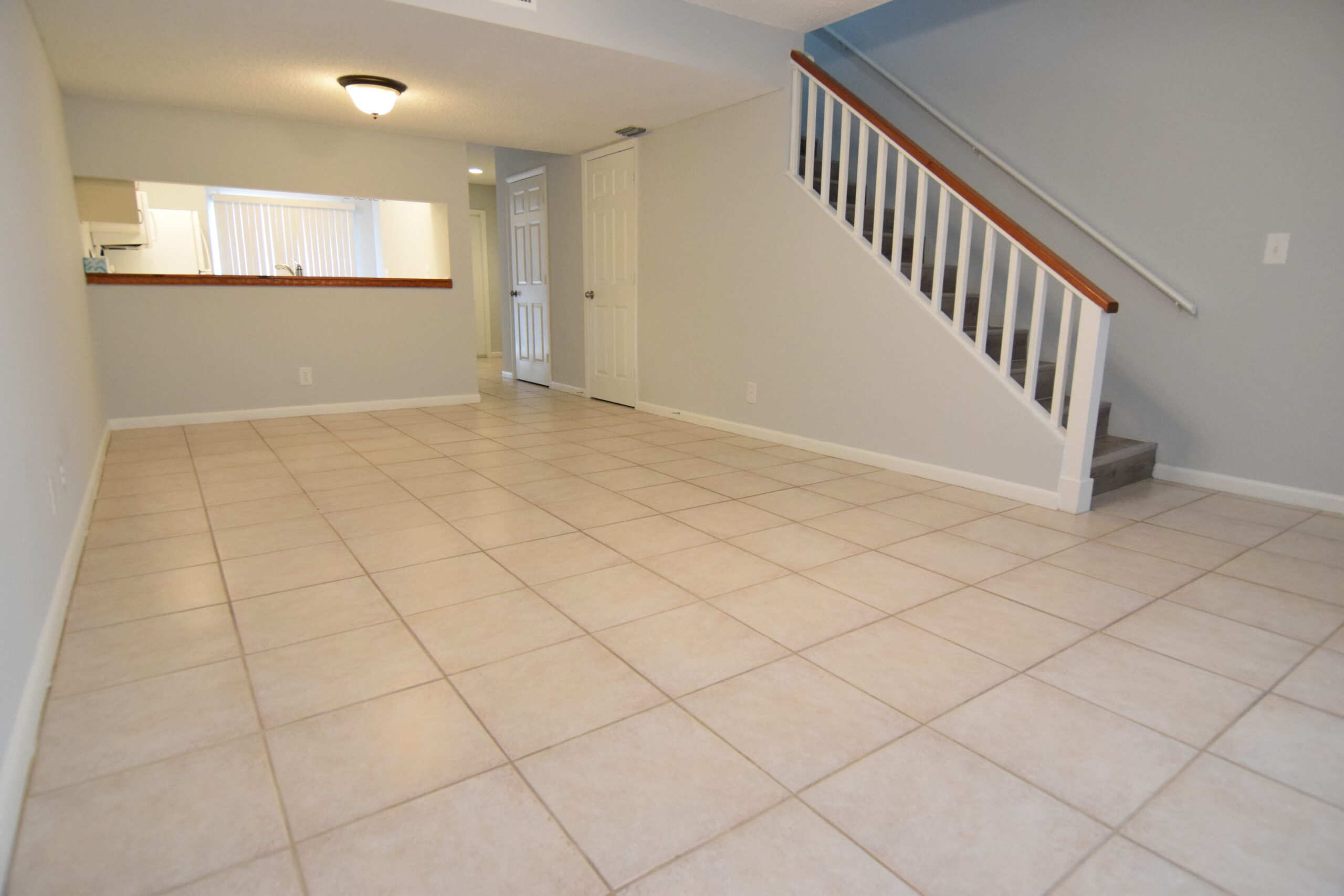 6166-Riverwalk-Ln-4-10