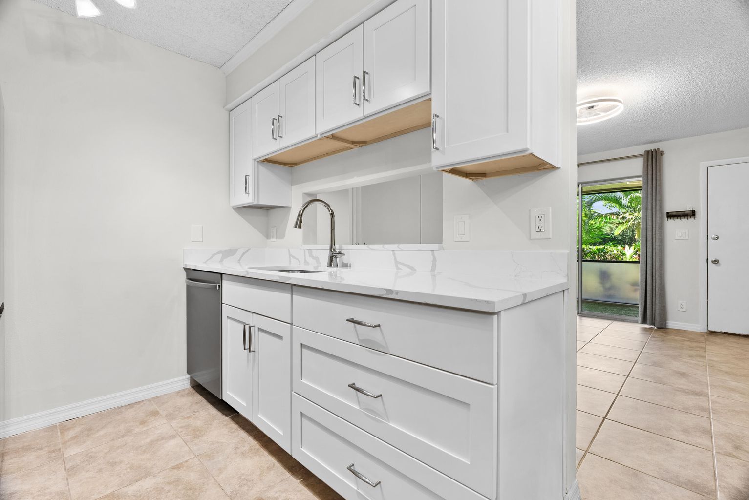 6501_Chasewood_Dr_D-24